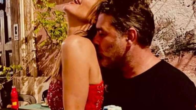 Δέσποινα Βανδή - Βασίλης Μπισμπίκης σε νέα έξοδο: Το μήνυμα του Κονταρού στο ζευγάρι