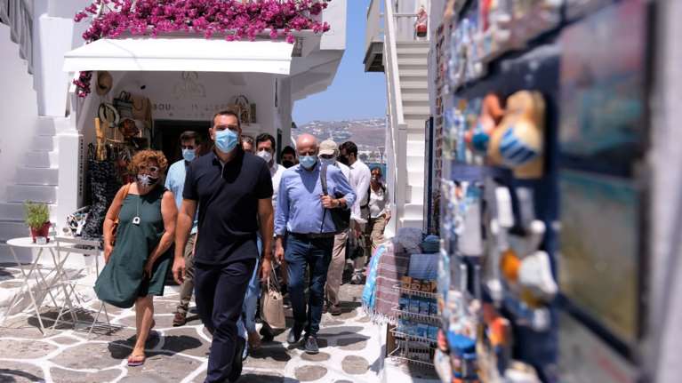Τσίπρας από Μύκονο: Το μίνι lockdown δίνει πολύ αρνητικό σήμα για τον ελληνικό τουρισμό [Εικόνες]