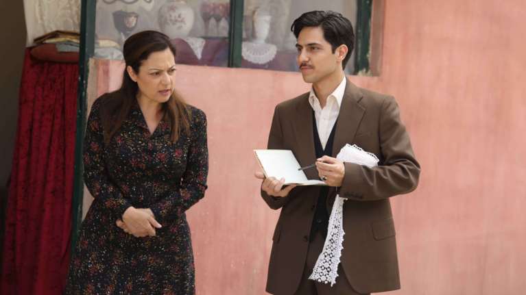 Άγριες Μέλισσες: Δείτε πως γίνονται γυρίσματα με ...αποστάσεις ασφαλείας [εικόνες]