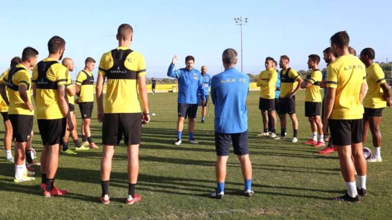 ΑΕΚ: Ζήτησε σκληρή δουλειά ο Γιαννίκης