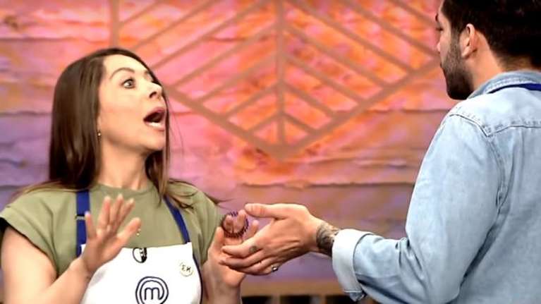 MasterChef: Κεραυνοί Γιώργου κατά Κατερίνας &quot;Ήταν απομονωμένη, στον κόσμο της, επέλεξε εμένα σαν στόχο&quot;