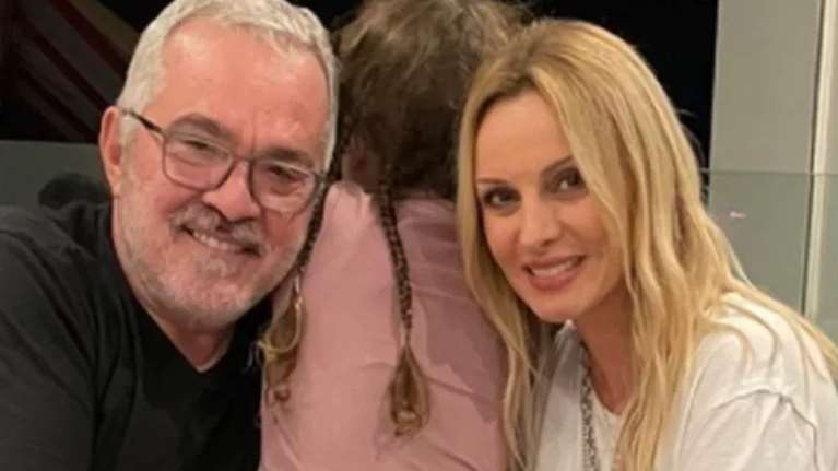 Ηλέκτρα Λύρα: Η κόρη της Πέγκυς Ζήνα και του Γιώργου Λύρα κάνει τραμπολίνο με τους γονείς της και &quot;λιώνει&quot; το Instagram