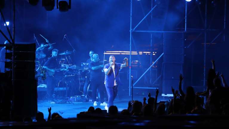 Αντώνης Ρέμος: Γιατί αναβάλλονται οι εμφανίσεις του με τον Χρήστο Μάστορα - Το μήνυμά του