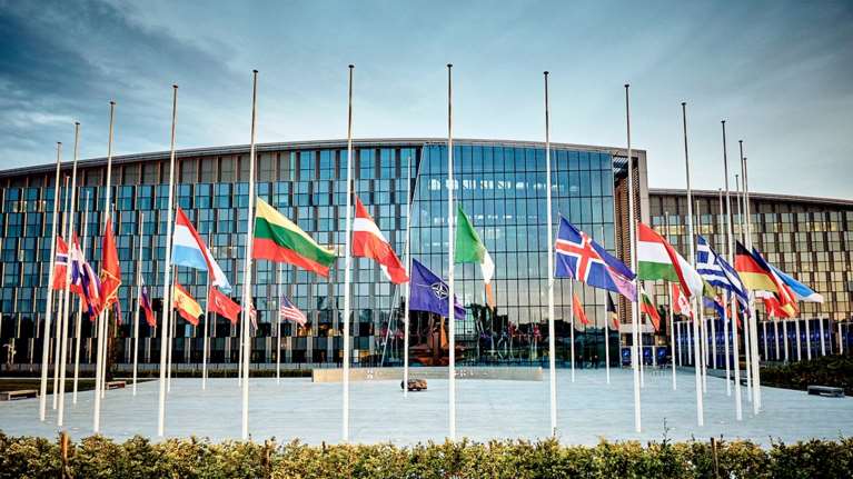 Πρώτη συνάντηση Ελλάδας - Τουρκίας στο ΝΑΤΟ μετά την αποχώρηση του Oruc Reis - Όλο το παρασκήνιο