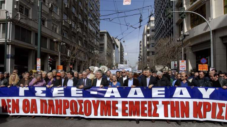 Μεγάλη απεργία την Τετάρτη: Ελάχιστα λεωφορεία, απεργία στα τρένα, χωρίς Μετρό, δεν θα πετάξουν αεροπλάνα, χειρόφρενο τα ταξί