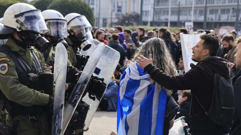 Γιάμαλη για επεισόδια στο Σύνταγμα: &quot;Αστακός&quot; η Αθήνα - Αυτούς που έπιαναν οι κάμερες δεν κατάφερε να τους πιάσει η αστυνομία