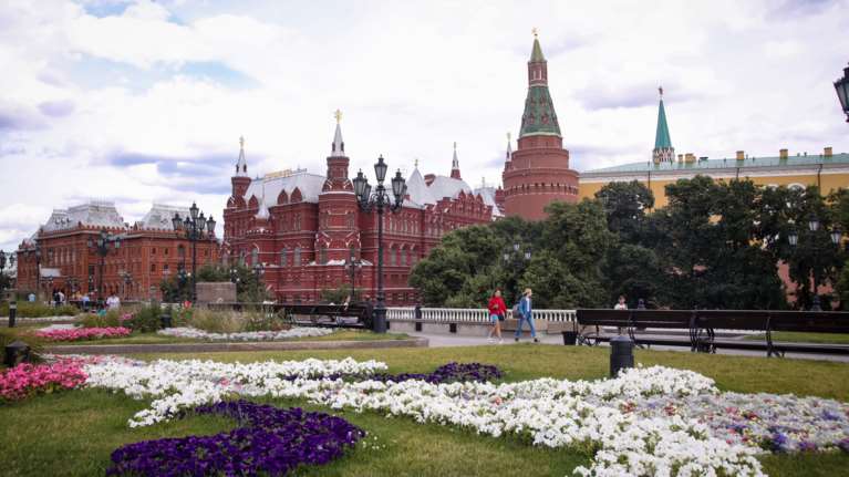 Η Ρωσία προσπαθεί να αποφύγει τη χρεοκοπία: Πλήρωσε ομόλογα σε δολάρια την τελευταία στιγμή