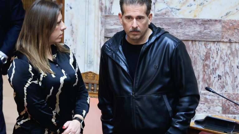 Νέα αποθέωση Διαμαντή Καραναστάση από τη Ζωή Κωνσταντοπούλου: Συγνώμη που δεν κατάφερα να σε προστατεύσω