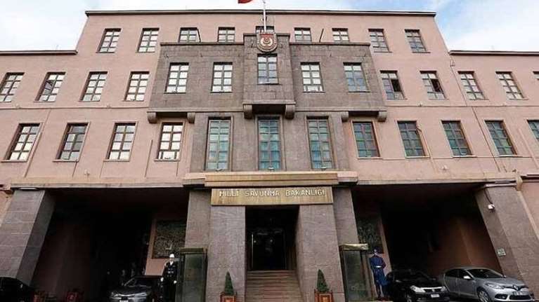 Τουρκικό υπουργείο Άμυνας: Να κρατήσουμε ανοιχτούς δίαυλους επικοινωνίας με την Ελλάδα