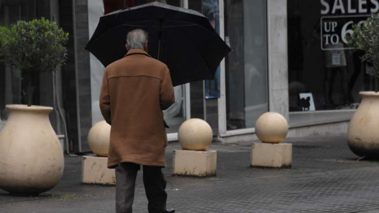 Μεγάλη Τρίτη με βροχές και σποραδικές καταιγίδες