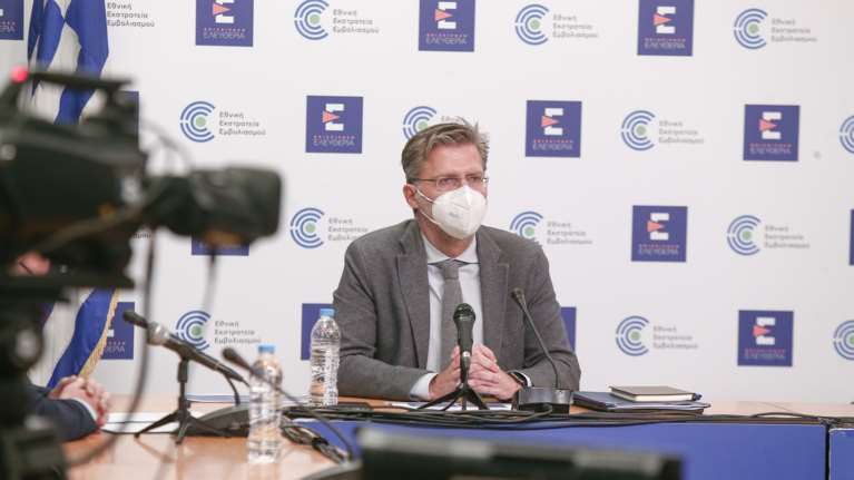 Σκέρτσος: Γιατί δεν άνοιξε το λιανεμπόριο σε Θεσσαλονίκη, Πάτρα και Κοζάνη - Με self test θα πάνε οι μαθητές στα Λύκεια