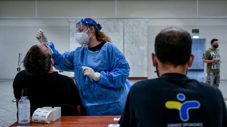 ΕΟΔΥ: Σε 185 σημεία θα πραγματοποιούνται σήμερα δωρεάν rapid test