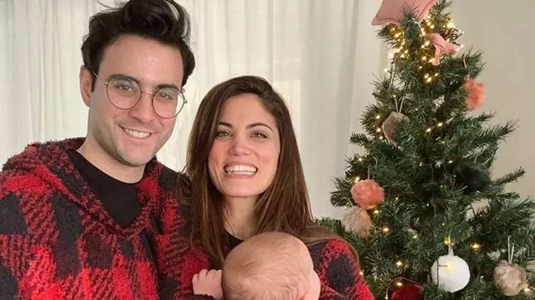 Η Μαίρη Συνατσάκη μόλις δημοσίευσε το πιο cute βίντεο της Ολίβιας: Μας έκανε να "λιώσουμε"