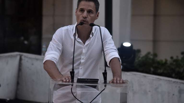 Γρηγόρης Πετράκος για την ανάρτηση μετά τη νίκη Κασσελάκη που &quot;διέγραψε&quot;: &quot;Την κατέβασε δημοκρατικά η πλατφόρμα&quot;