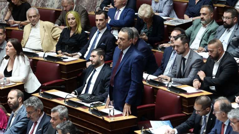 Βουλή: Αρση ασυλίας των 11 Σπαρτιατών με 285 &quot;ναι&quot; - Στον Αρειο Πάγο ως ύποπτοι για εξαπάτηση εκλογέων