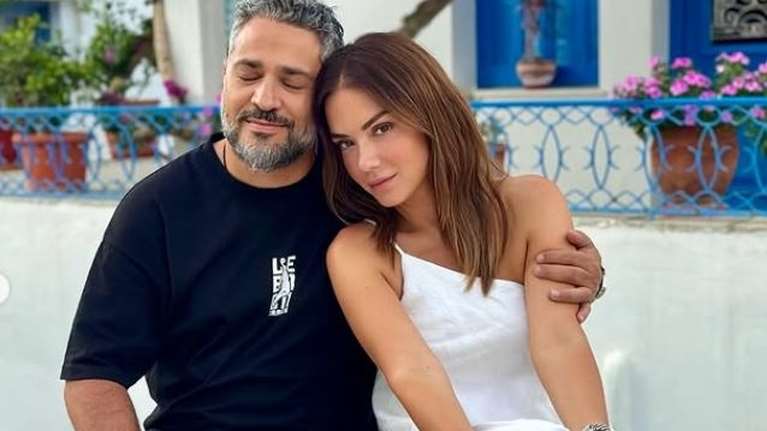 Βάσω Λασκαράκη - Λευτέρης Σουλτάτος: Στην γιορτή του οφτού στα Ανώγεια με τα παιδιά τους