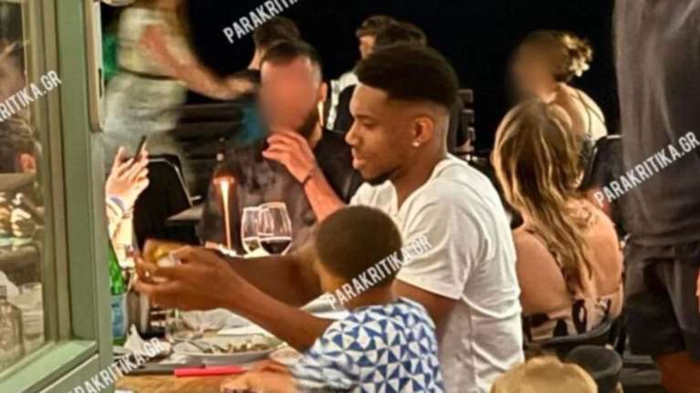 Γιάννης Αντετοκούνμπο: Οικογενειακώς στα Χανιά - Στιγμές χαλάρωσης και βόλτες για τον σταρ του ΝΒΑ