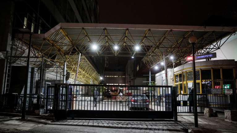 Συναγερμός στην ΕΛΑΣ: Απέδρασε κρατούμενος με κορονοϊό από τον Ευαγγελισμό