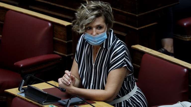 Κόντρα Γεροβασίλη-Χρυσοχοΐδη για τη διάρρηξη στο σπίτι της Ελένης Τουλουπάκη