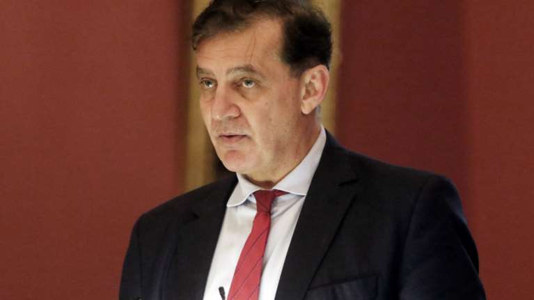 Θάνος Δημόπουλος: Τα συμπτώματα του κορονοϊού και ποιοι κινδυνεύουν περισσότερο