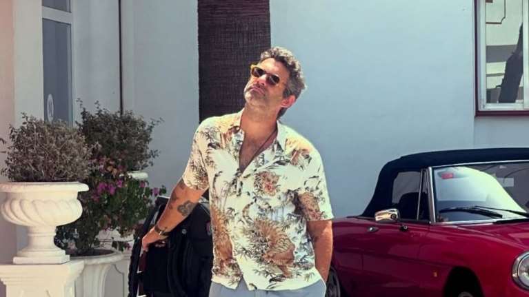 Φίλιππος Μιχόπουλος: Ο 7χρονος γιος του Μάξιμος ποζάρει στη μηχανή του