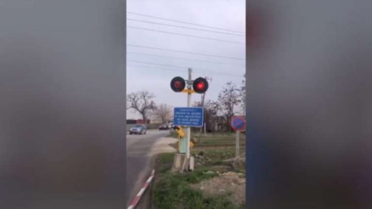 Θεσσαλονίκη: Κόλλησε ξανά ο σηματοδότης των τρένων στις φυλακές Διαβατών