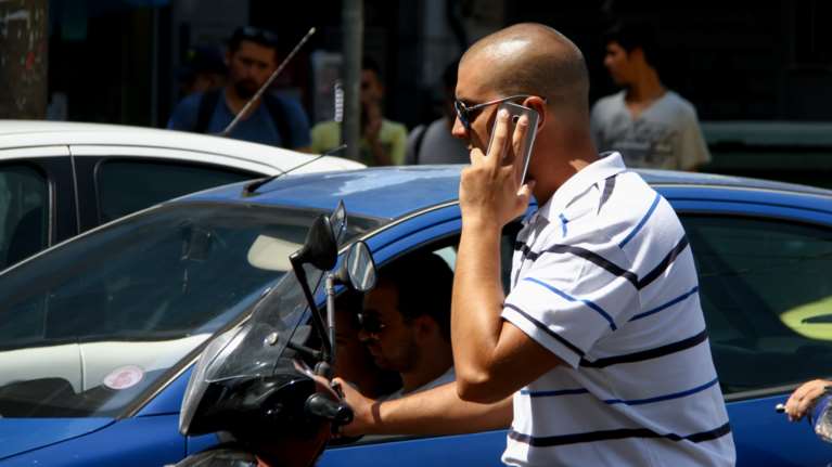 Προ των πυλών και 4η εταιρεία κινητής τηλεφωνίας στην Ελλάδα; - Τι δείχνει μελέτη της Επιτροπής Ανταγωνισμού