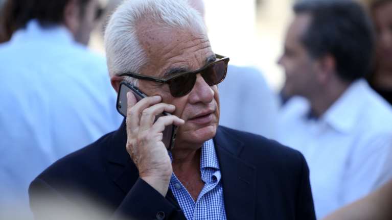 Το τρελά κωμικό σχόλιο του Γιάννη Πρετεντέρη για το ελικόπτερο του Μητσοτάκη