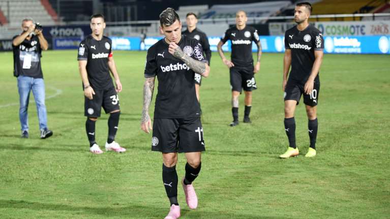 Με μαύρα περιβραχιόνια ο ΟΦΗ για τον μικρό Ζαχαρία: &quot;Πονάμε μαζί σας&quot;, το μήνυμα στην οικογένεια του παιδιού