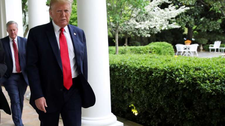 Ο Τραμπ θα ανακοινώσει μια &quot;δυνατή απάντηση&quot; στην Κίνα για το Χονγκ Κονγκ