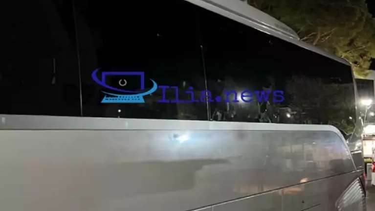 Πανικός σε επιβάτες ΚΤΕΛ στην Ηλεία: Το λεωφορείο δέχτηκε επίθεση με πέτρες