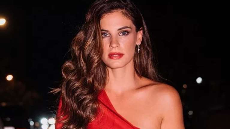 Πιο fit από ποτέ Χριστίνα Μπόμπα: Το nude κορμάκι που αποκάλυψε το πόσο έχει αδυνατίσει