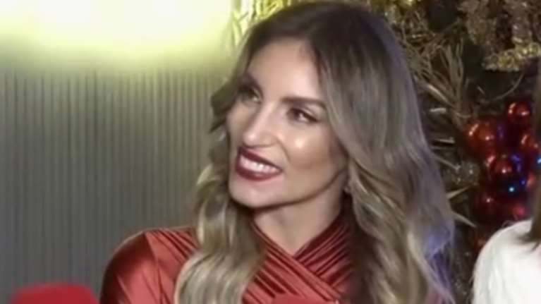 Διαψεύδει η Αθηνά Οικονομάκου τα δημοσιεύματα γάμου της; - "Ψέματα όλα"