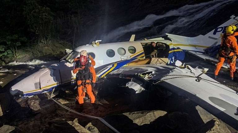 Θρήνος και συγκίνηση: Νεκρή σε αεροπορικό δυστύχημα η τραγουδίστρια Μαρίλια Μεντόσα