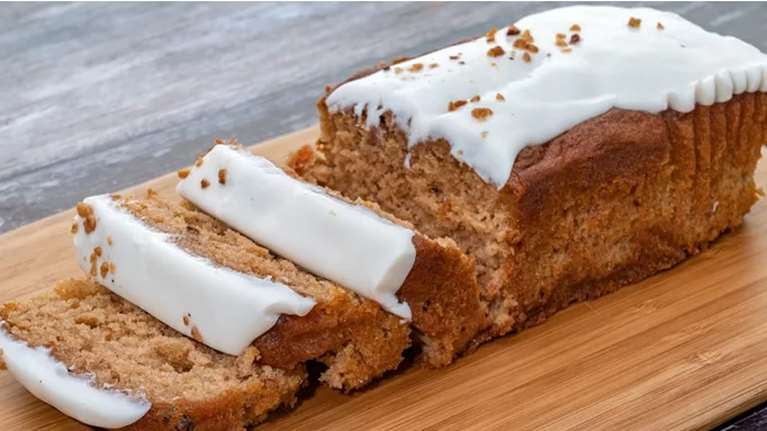 Εύκολο κέικ καρότου χωρίς ζάχαρη, χωρίς αλεύρι