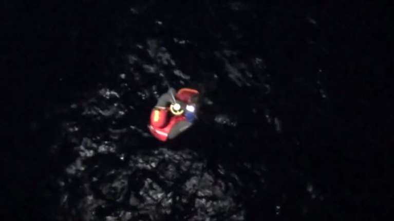 Ναυάγιο στη Ρόδο: Συνεχίζονται οι έρευνες για αγνοούμενους - Συγκλονιστικό βίντεο