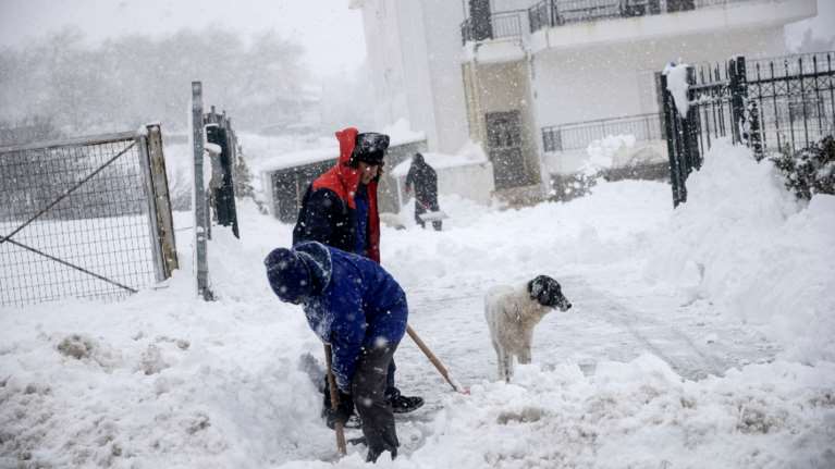 Κακοκαιρία "Μήδεια": Αποκαταστάθηκε η ηλεκτροδότηση στις Σποράδες - Ποιες περιοχές αντιμετωπίζουν χωρίς ρεύμα τον χιονιά