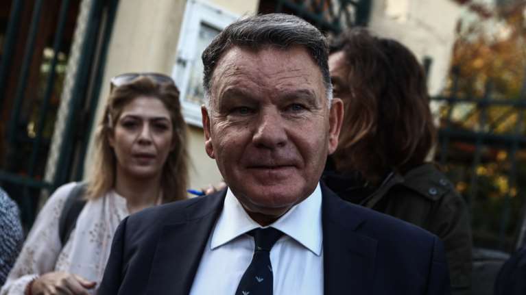 Απασφάλισε ο Αλέξης Κούγιας μετά τις εκλογές: Κλόουν ο Γιάνης Βαρουφάκης, υποκείμενο ο Λάκης Λαζόπουλος