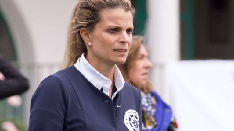 Αθηνά Ωνάση: Το κομψό μανικιούρ και το ολοκαίνουριο look στα μαλλιά που την έκανε να δείχνει &quot;άλλος άνθρωπος&quot;