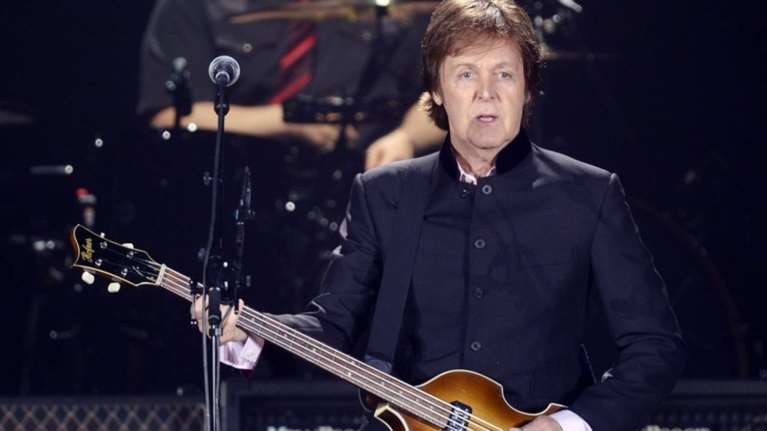 Ενα &quot;σκαθάρι&quot; υπέρ του εμβολίου: Ο Πολ Μακάρτνεϊ θα είναι από τους πρώτους που θα εμβολιαστούν