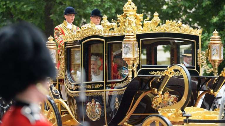 Βασίλισσα Ελισάβετ: Τα Μπαρμπέιντος της κάνουν &quot;έξωση&quot; - H πρωτοφανής κίνηση