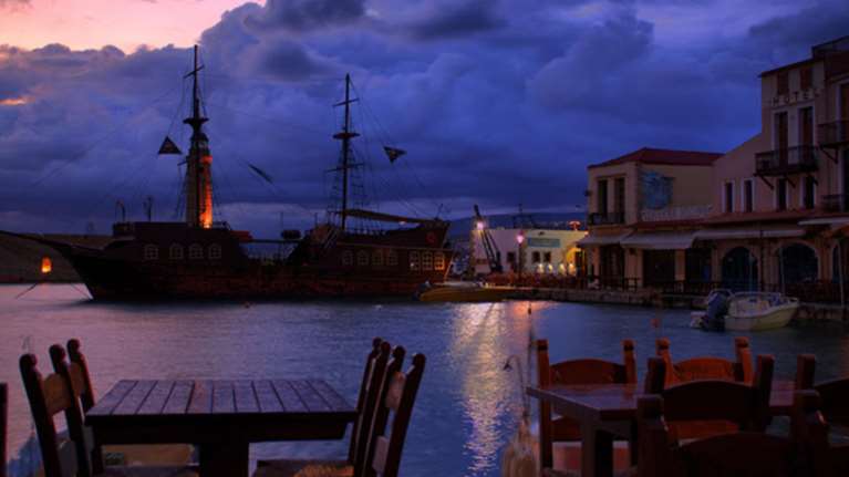 Σοκ στα Χανιά: 34χρονη υπέστη ανακοπή την ώρα που διασκέδαζε σε κατάστημα στο Ενετικό Λιμάνι