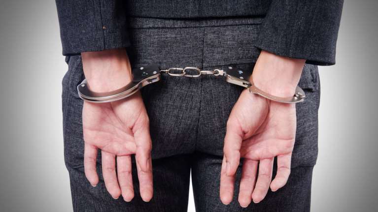 Θεσσαλονίκη: Συνελήφθη 41χρονη για έκθεση της 2,5 ετών εγγονής της - Τη βρήκαν να περιφέρεται μόνη της