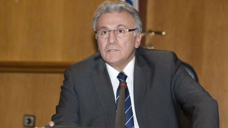 Καβγάς με τον Παναγιώτη Ψωμιάδη on air: Καλά, εντάξει, έπεσα σε αδελφάτο - Η απάντηση του δημοσιογράφου [βίντεο]