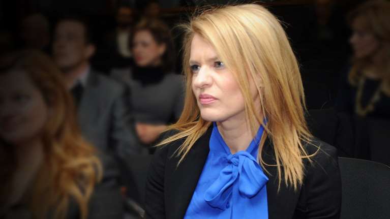 Ψήφος αποδήμων: Αμηχανία στον ΣΥΡΙΖΑ για τη &quot;γκάφα Τζάκρη&quot;- Μαζεύουν τη δήλωσή της