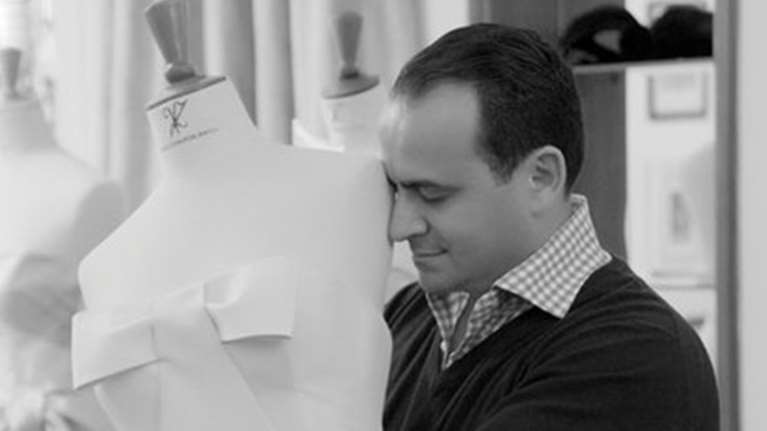 Κράζουν τον Βασίλη Ζούλια για τις πανάκριβες μάσκες των 25 ευρώ: &quot;Ντροπή, αίσχος, είναι για γέλια, έλεος&quot; [Εικόνες]