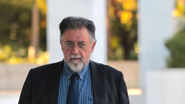 Οι διάλογοι-φωτιά Πανούση με τον Παρασκευόπουλο
