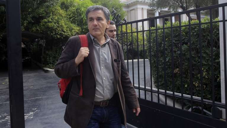 400.000 κινδυνεύουν να χάσουν τη ρύθμιση των 100 δόσεων