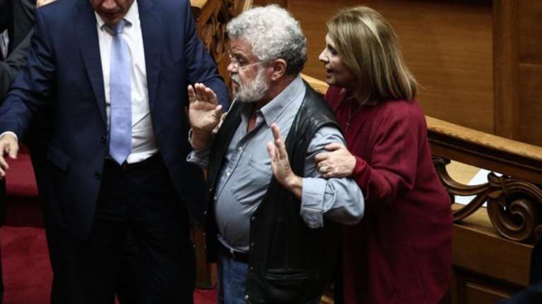 Βουλευτής ΣΥΡΙΖΑ για Πανούση: «Δεν πας ν' αυτοκτονήσεις»