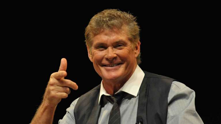 Ο Ντέιβιντ Χάσελχοφ άλλαξε και επίσημα το όνομά του